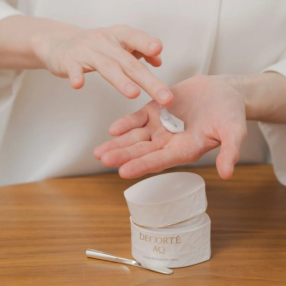 DECORTE Care Absolu Protective Radiance Day Cream SPF15 50ml