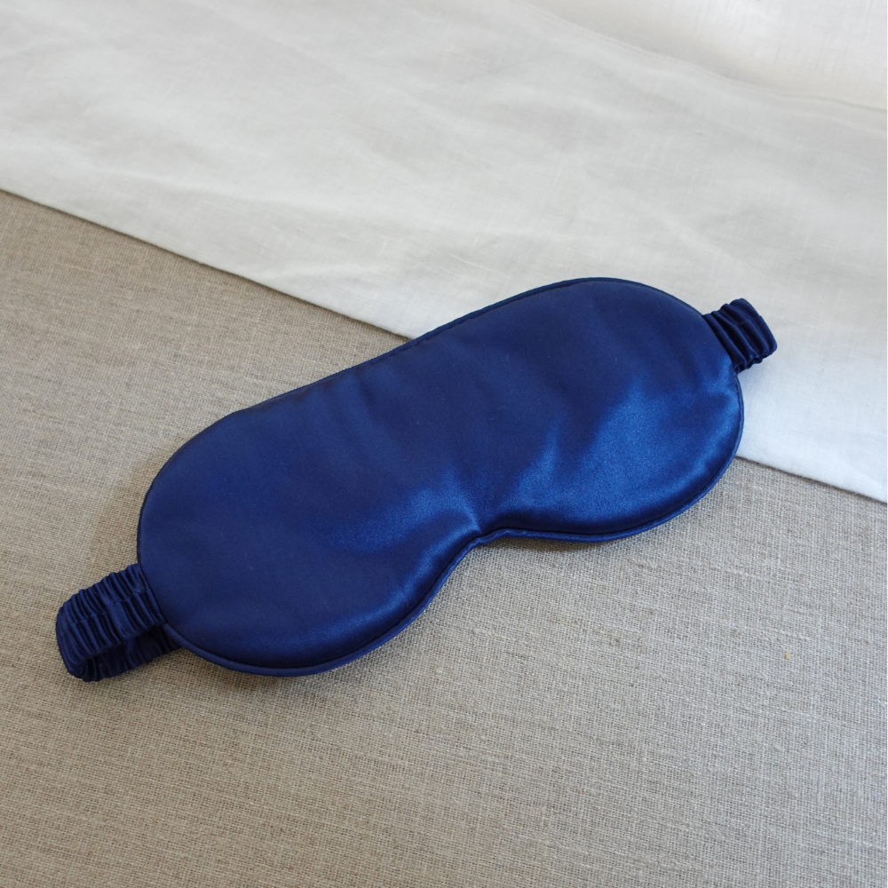 Silk night mask
