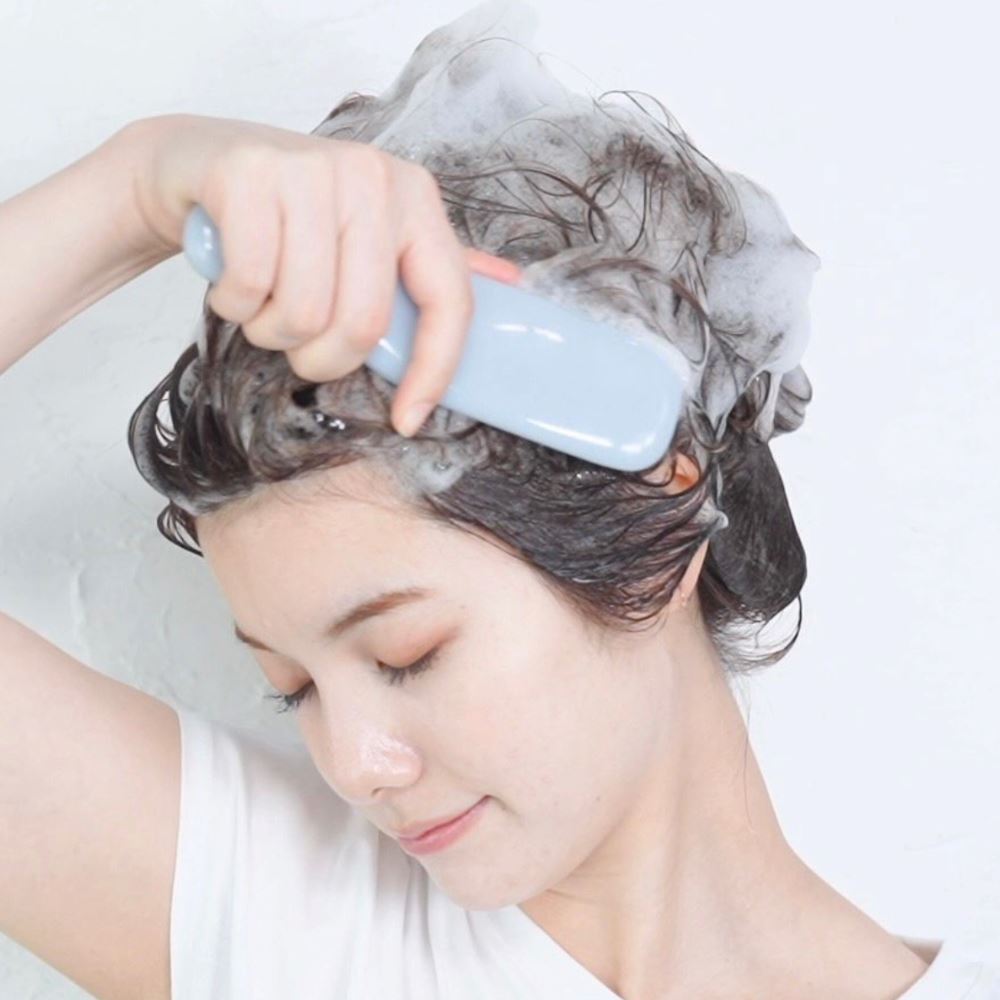 Brosse cheveux et cuir chevelu KOBAKO - utilisation