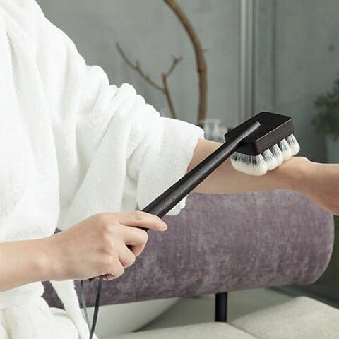 Brosse corps JIVA SHAQUDA