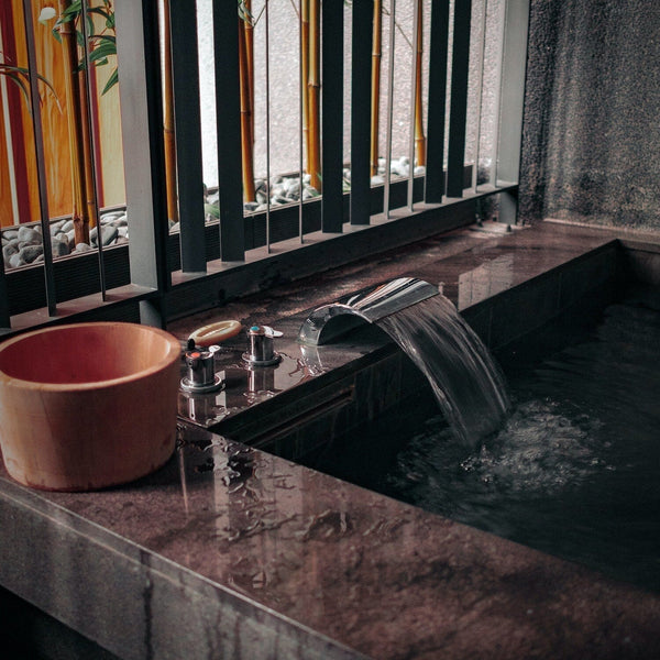 Le bain, rituel japonais de purification