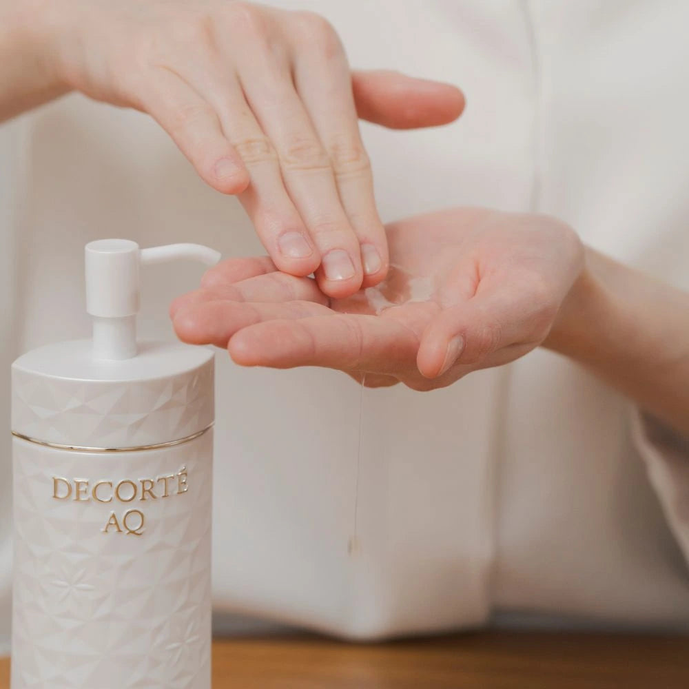 DECORTE AQ Huile Démaquillante Revitalisante 200ml