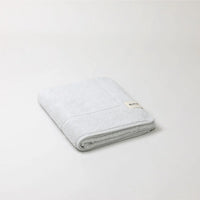 Premium cotton compact bath towel