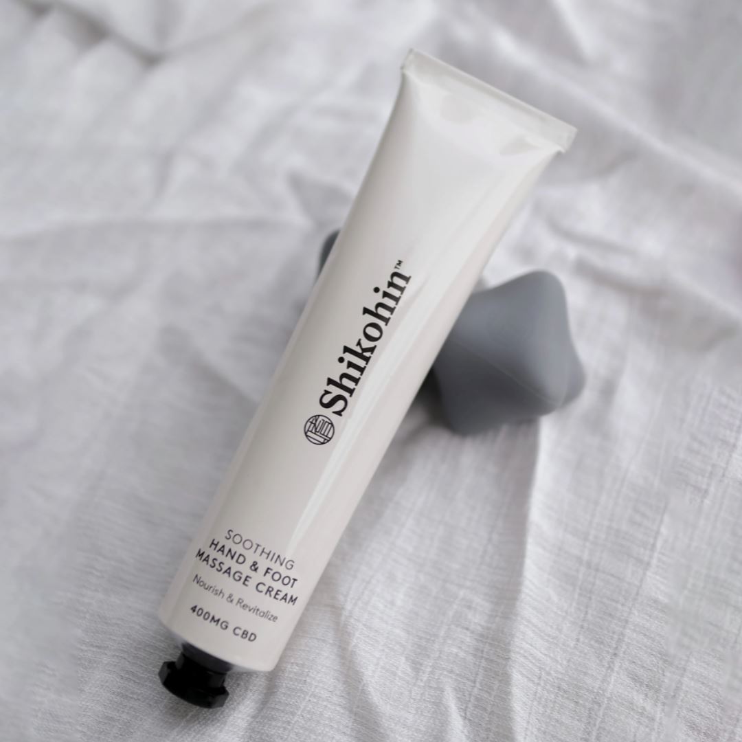 Crème de massage pour les mains et les pieds Bijo; Paris