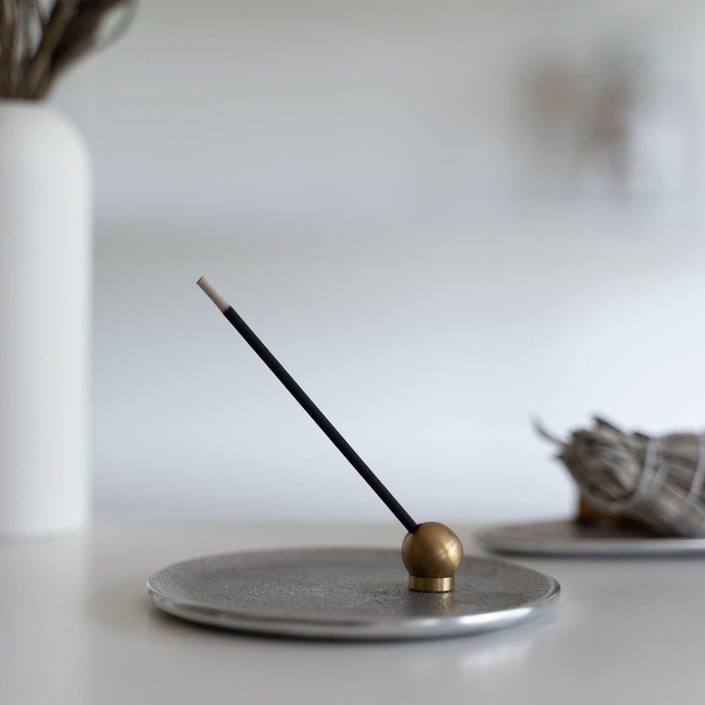 Black Brass Incense Holder Sumitani Saburo Shoten 
